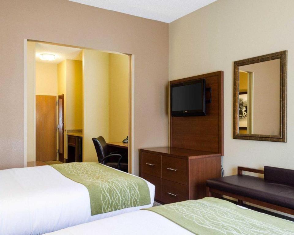 Comfort Suites Starkville Extérieur photo